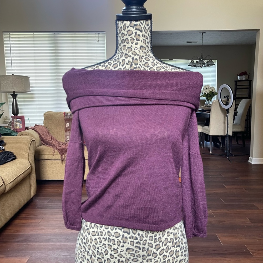Purple Off-the-Shoulder houlder Tracy Porter Top